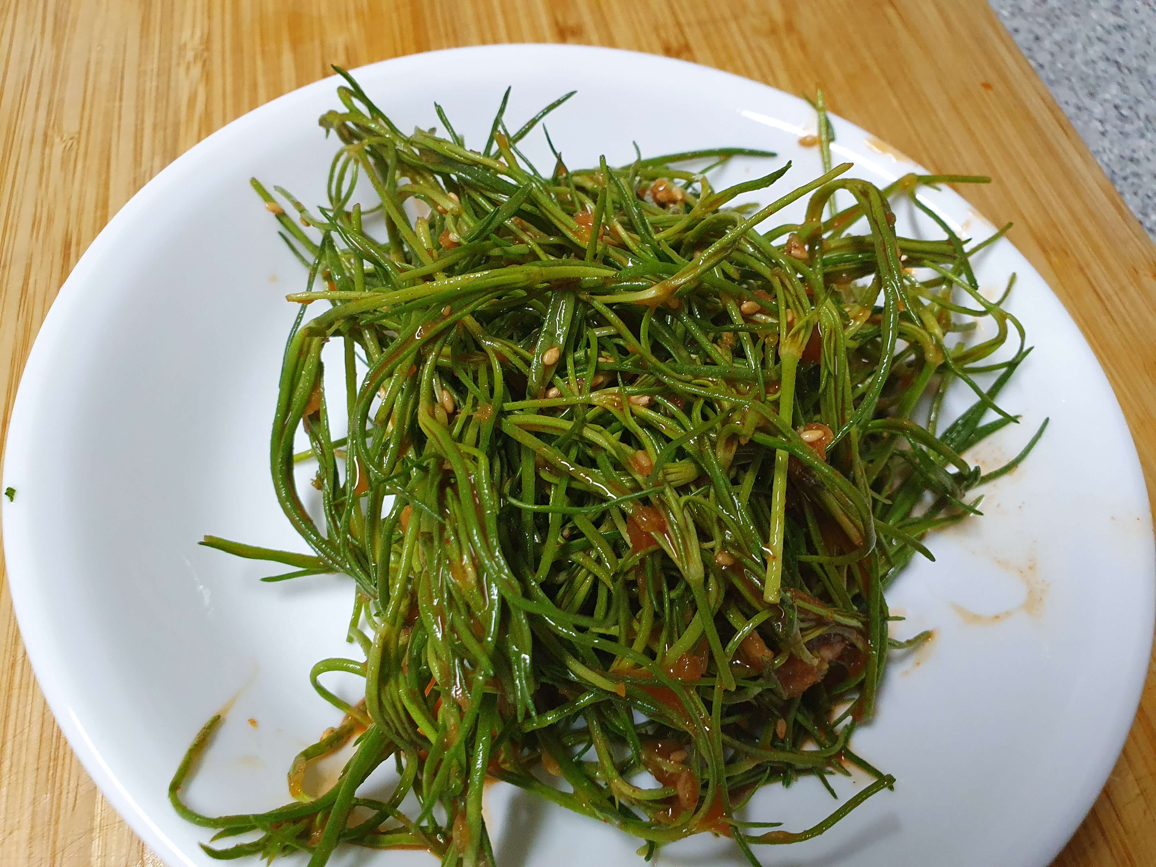 세발나물의 유래