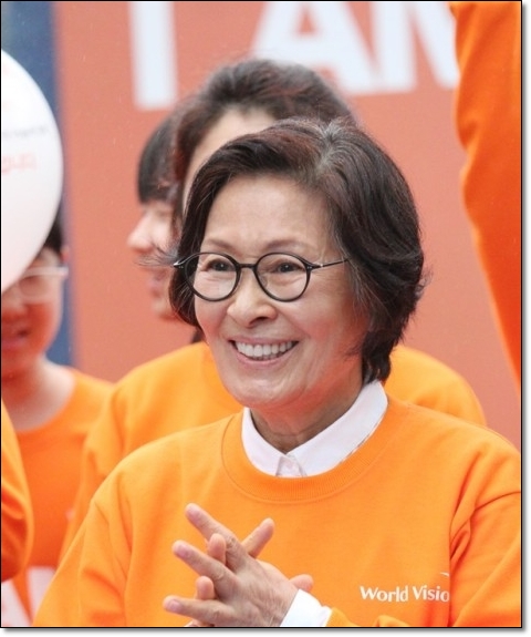 김혜자 남편 임종찬. 아들 직업 화제 - 밤비의 신나는 인생 김혜자 남편 임종찬. 아들 직업 화제 - 밤비의 신나는 인생