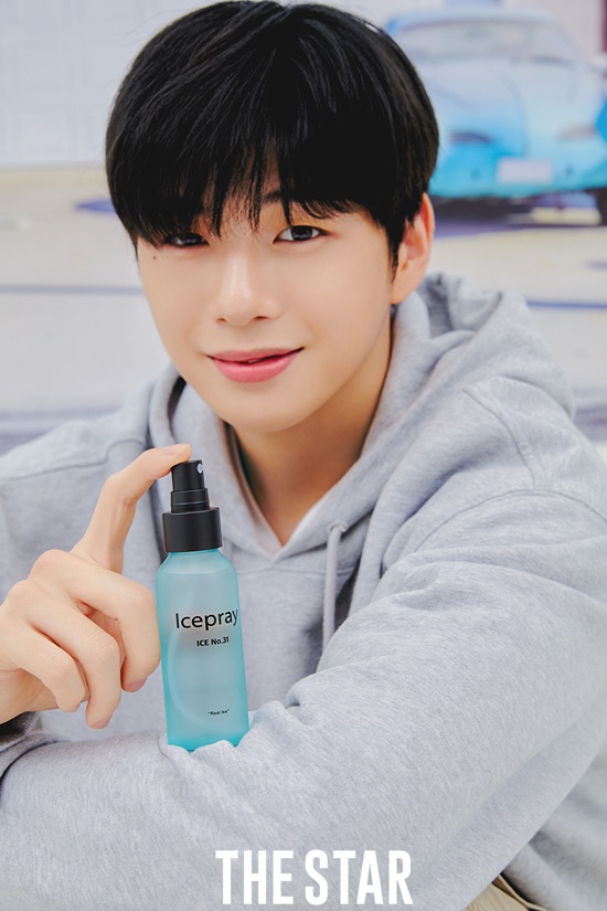  가수 강다니엘이 '더스타' 매거진 9월호 커버를 장식
