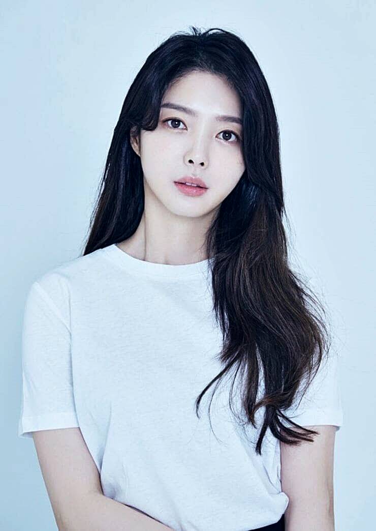 배우-엄현경
