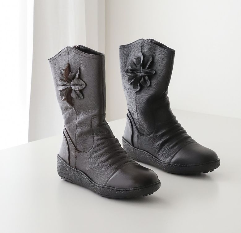  소가죽 셔링 바닥제외 안감기모 플라워 4cm 미들부츠