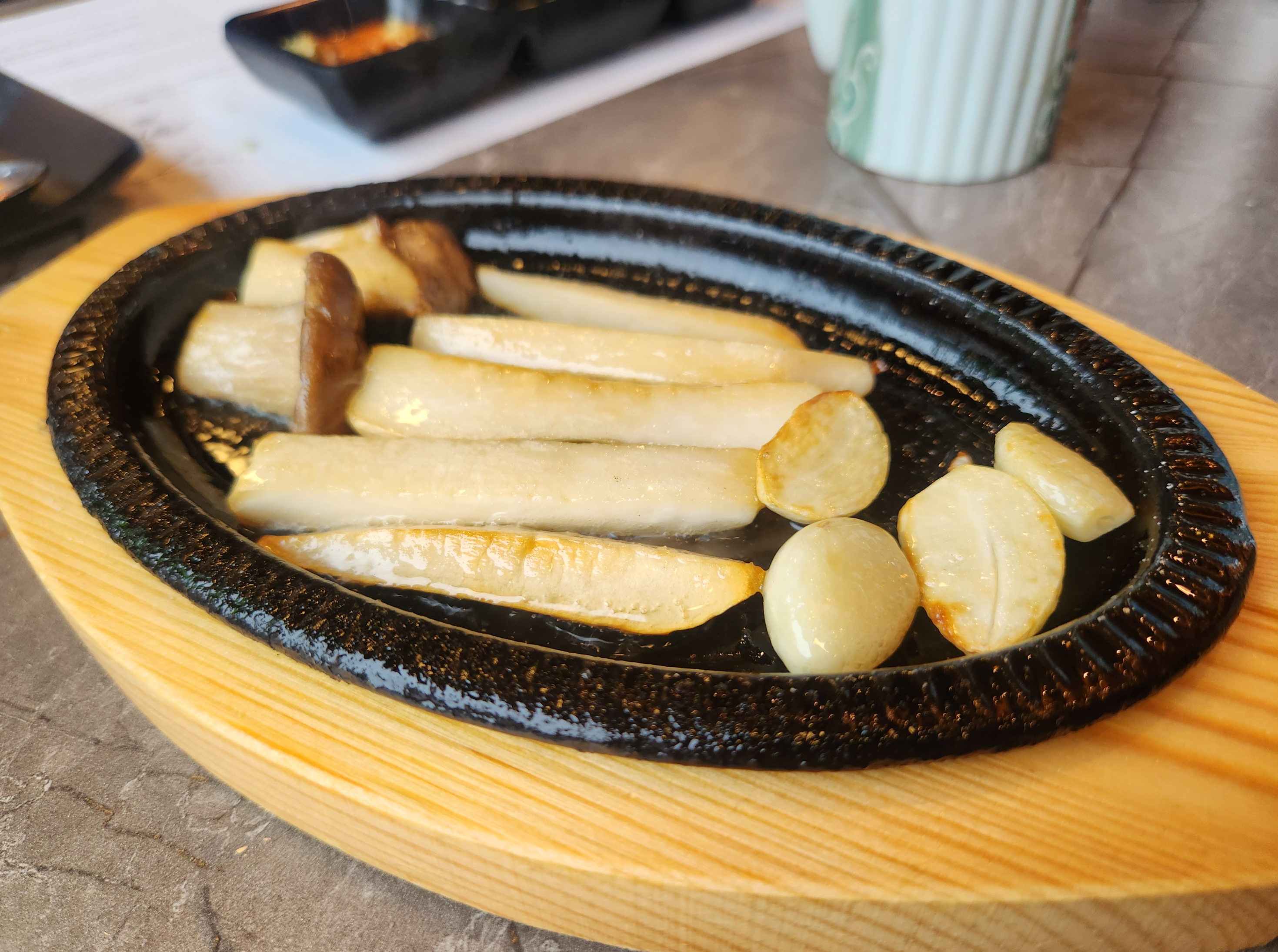 삼도숙성회-숙성모듬회-무한리필코스-마늘버섯구이