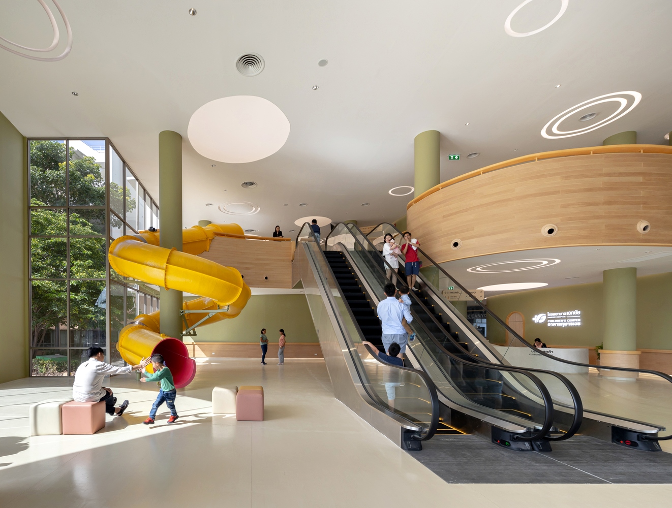 [어린이 병원 디자인]  노는 것이 곧 치유하는 것 EKH Children Hospital/IF