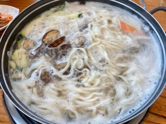 바지락 칼국수