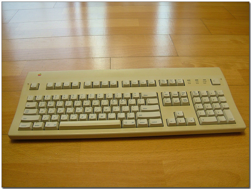 Apple Extended Type II (애플 확장 II) 키보드