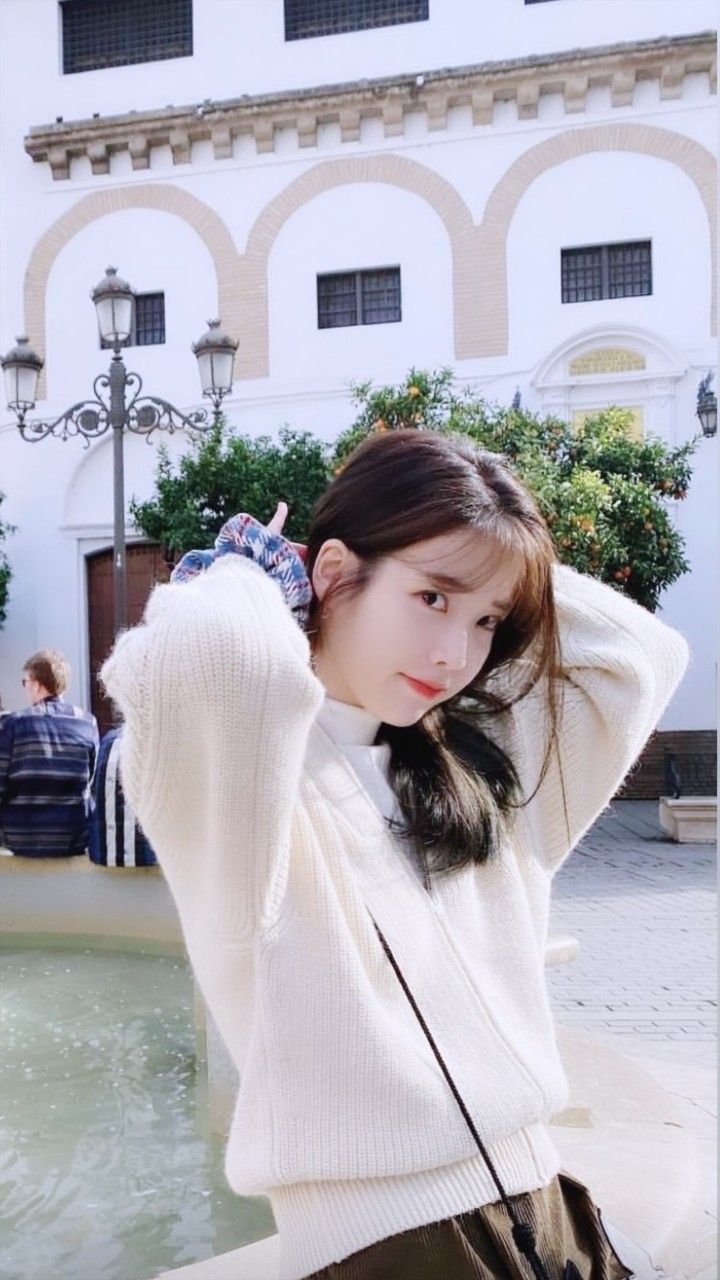 아이유 배경화면 아이폰 / 초고화질 / 호텔델루나 / 아리따움