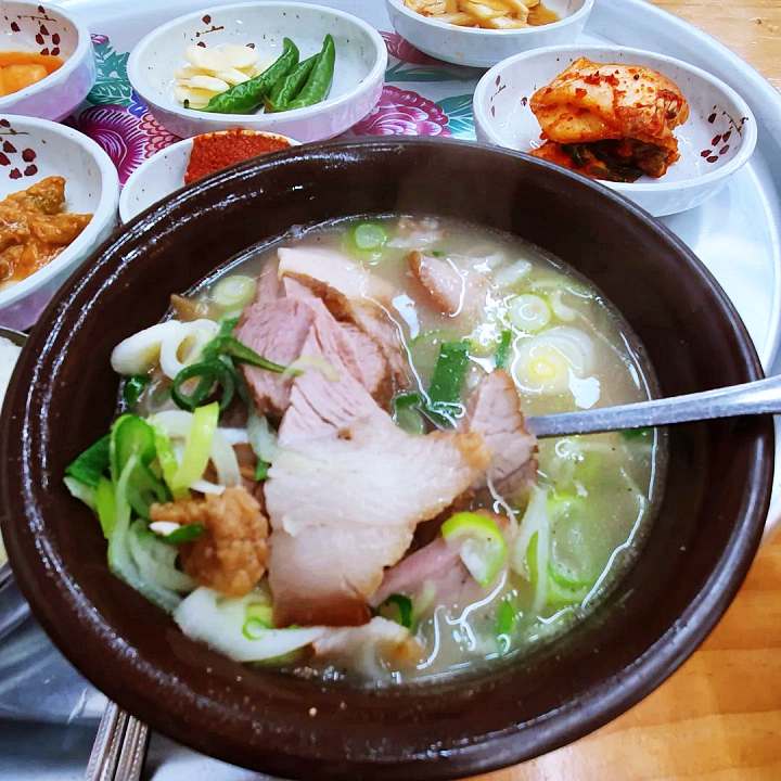 영천 식당 소머리곰탕 37년 전통 노포 곰탕 수육 엄마는 슈퍼우먼 맛집 추천