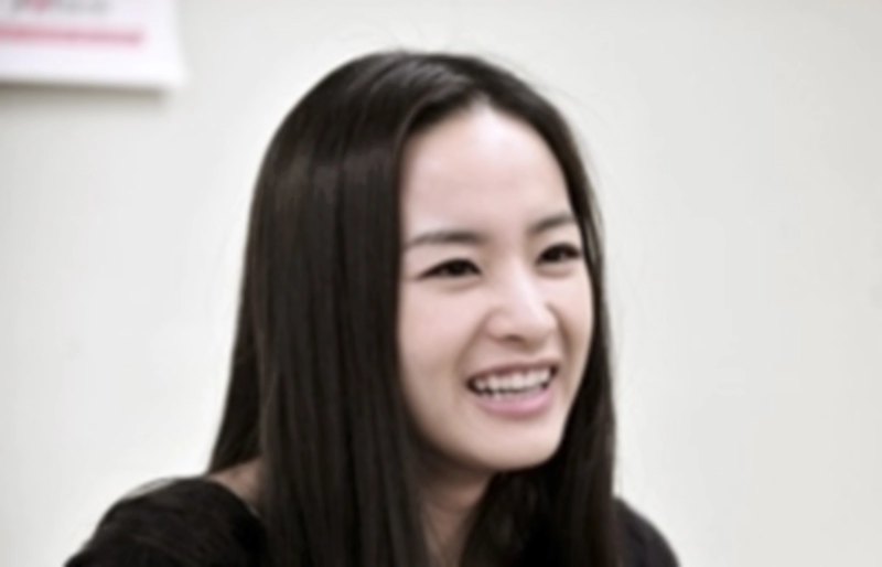 김효은 레이나 프로필 나이 고향 학력 경력