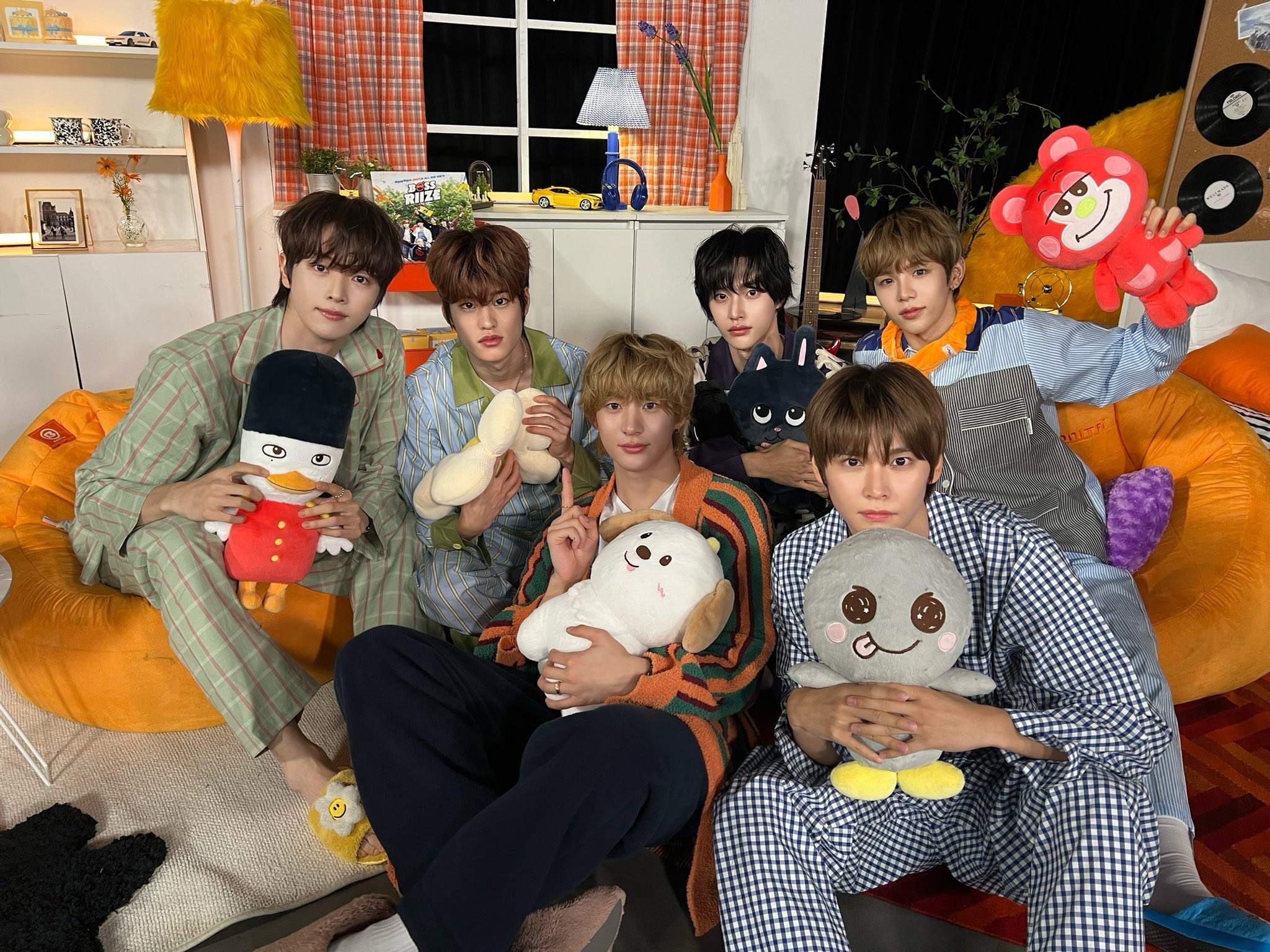 202409041주년트위터공계가족사진