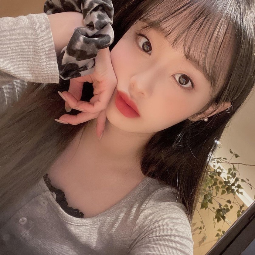  이달소 츄 인스타그램 셀카 사진