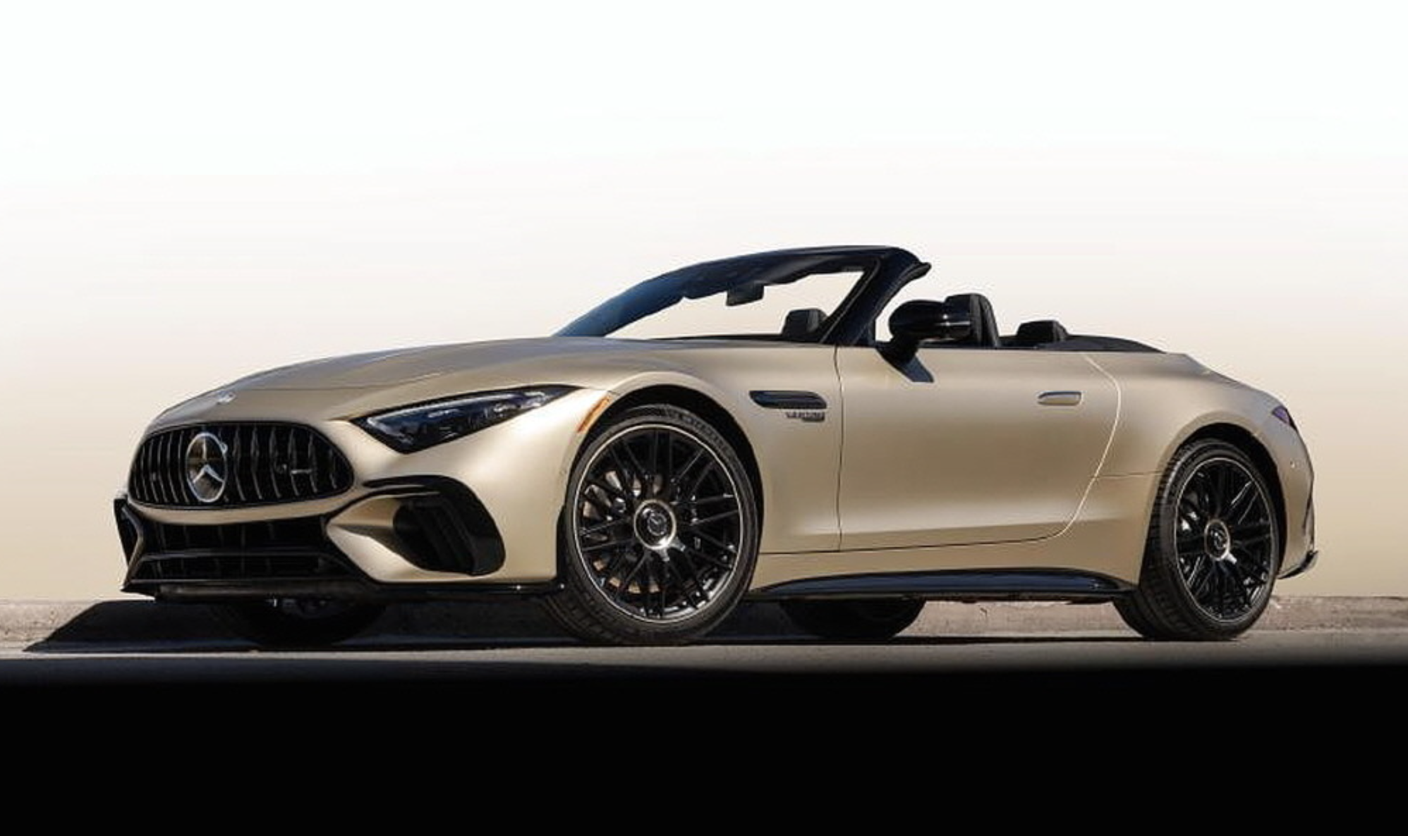 메르세데스 벤츠 AMG SL 100대 한정판 골든 코스트 공개
