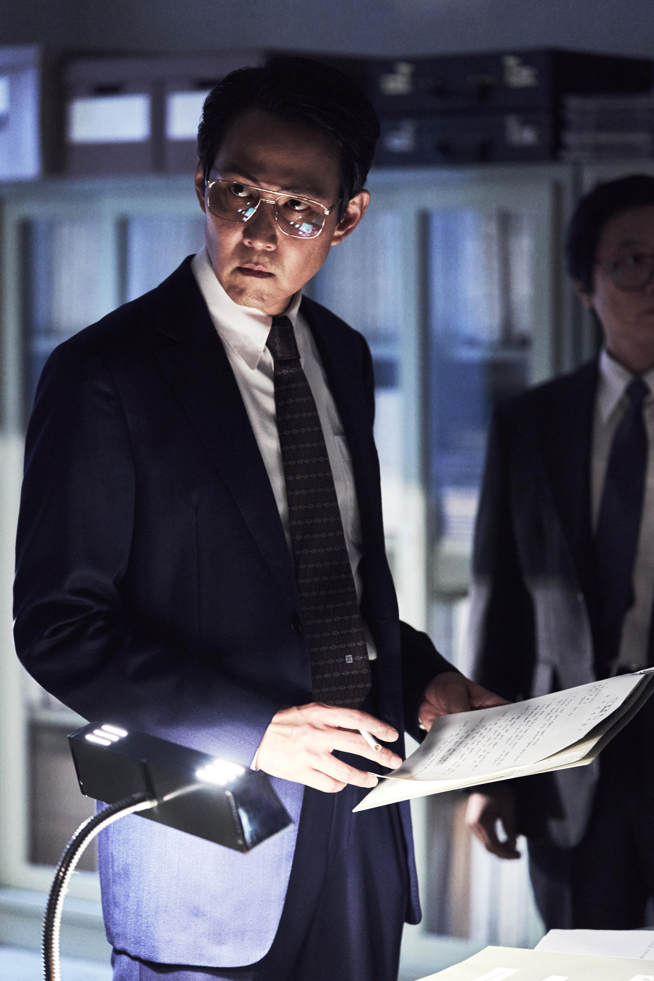 Actor Lee Jung-jae as Park Pyong-ho