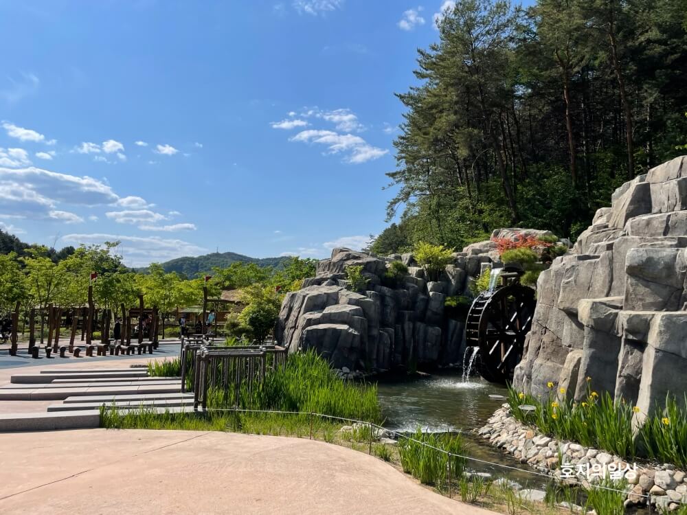 홍천 수타사 농촌테마공원 - 시원한 물레방아