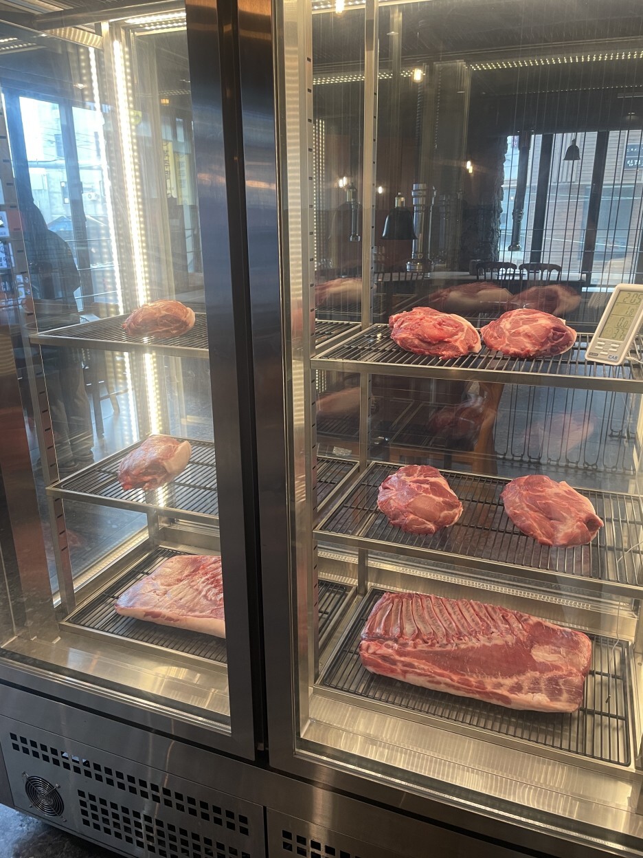  제주 공항 근처 흑돼지 맛집 '연동 돌담흑돼지'