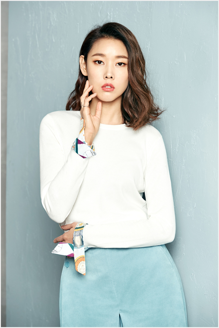 한혜진 모델 프로필 나이키 인스타 각선미 레전드 화보 과거 전현무 수영복 mbti