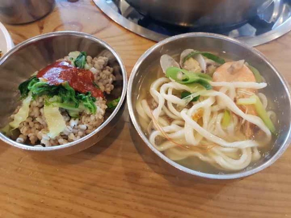 바지락 홍두깨 칼국수 이미지