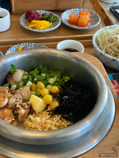 hot pot rice at Gwanghwamun D Tower.