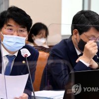 박완주 의원 윤리특위 참석사진