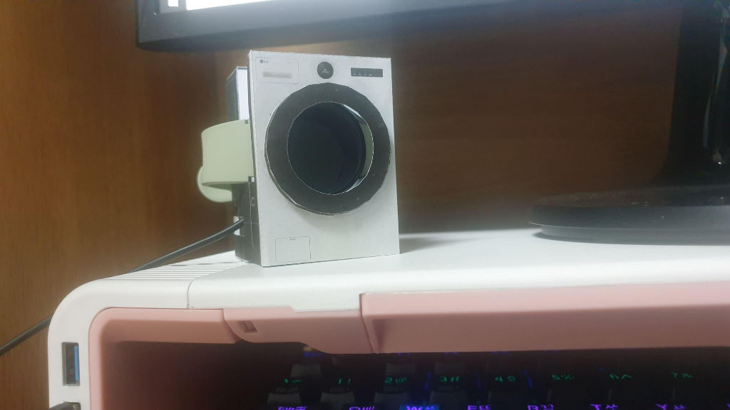  갤럭시워치4 거치대 LG 트롬 오브제컬렉션 세탁기! 거치와 충전을 동시에