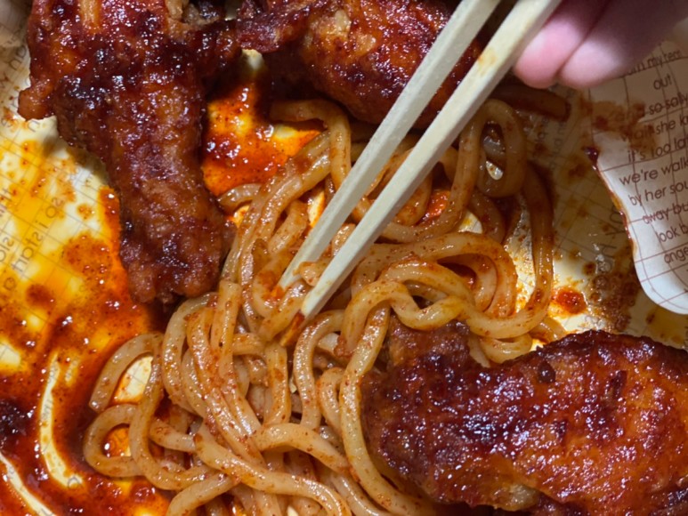 순수치킨 매콤아찔 맛있어서 자꾸 10