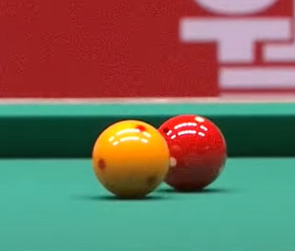 women-billiards-match