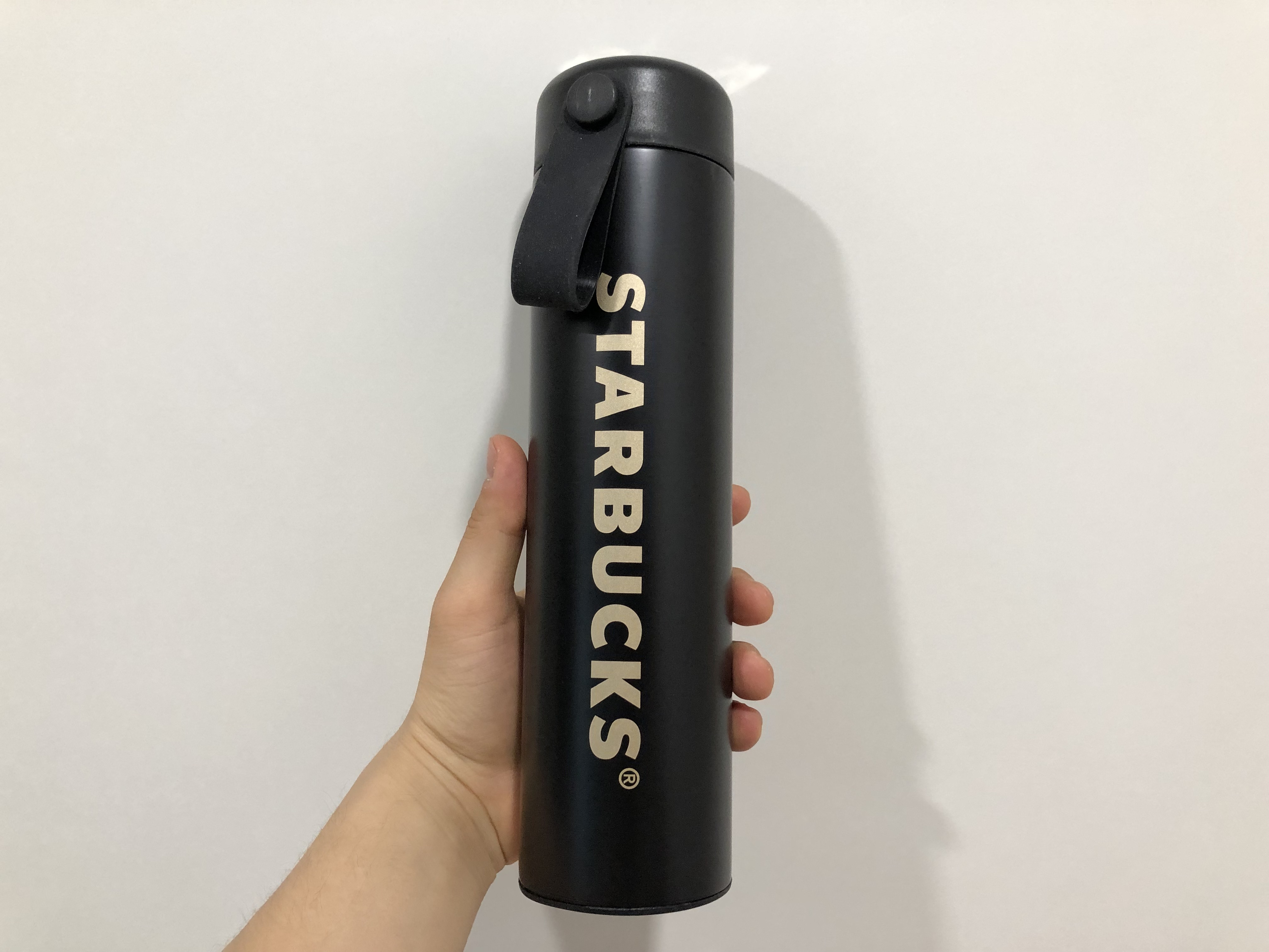  스타벅스 텀블러 추천 - 아웃도어 느낌의 473ml 스트랩 텀블러