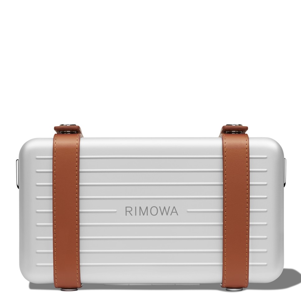 명품 캐리어 Remo와 클래식 컬렉션 x 송강 노블레스 화보 패션 : 남성 크로스백 추천! 12