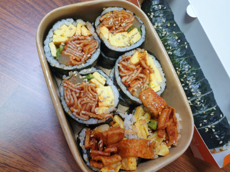 오늘은 김밥 이미지