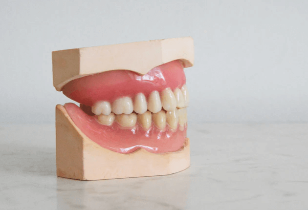 어금니가흔들릴때 teeth image 2