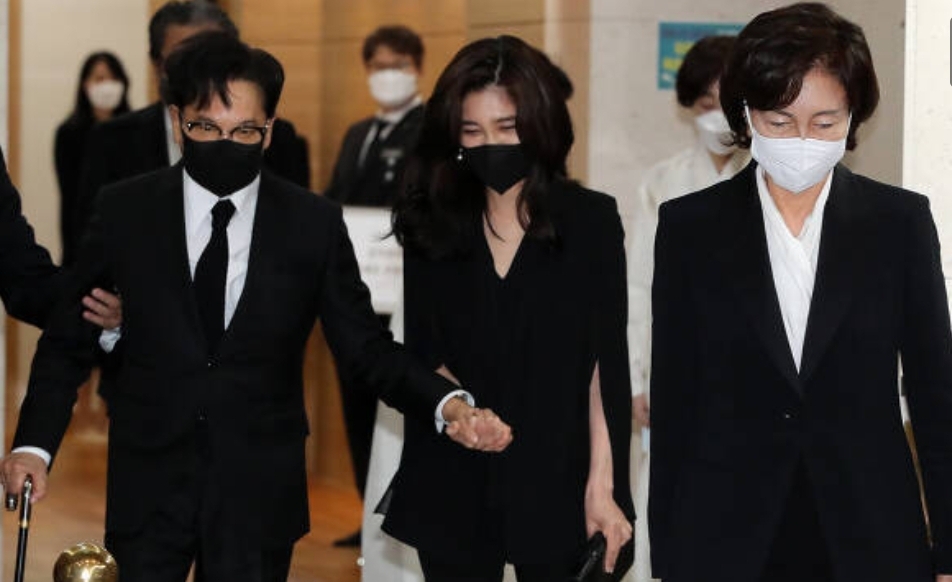  아워홈 구자학 별세 홍라희 이부진 조문 현장