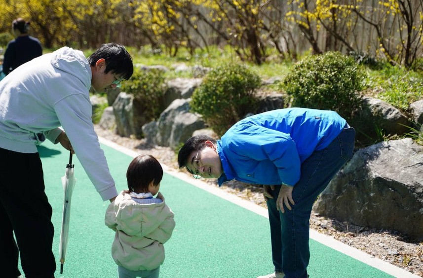 박용진