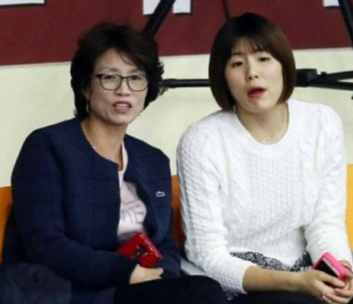 배구선수 이재영 이다영 쌍둥이자매 학폭 논란 총정리(+원본글 내용 현재상황 김경희)