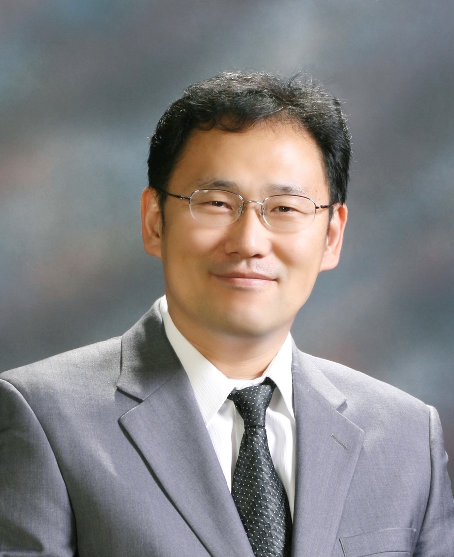  성신여대 학생 350명 집회, 이성근 경영학과 교수 신임 총장 부정선임 의혹 논란 해명, 프로필 김나현 학생회장