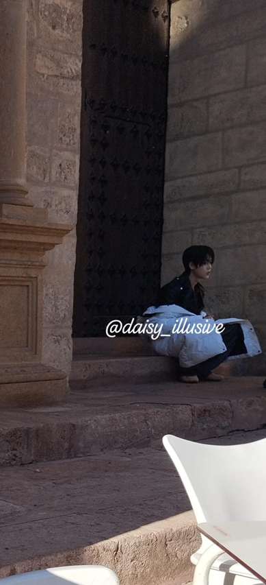 첫 뮤비부터 스페인 로케로 촬영했다는 남돌 | 인스티즈