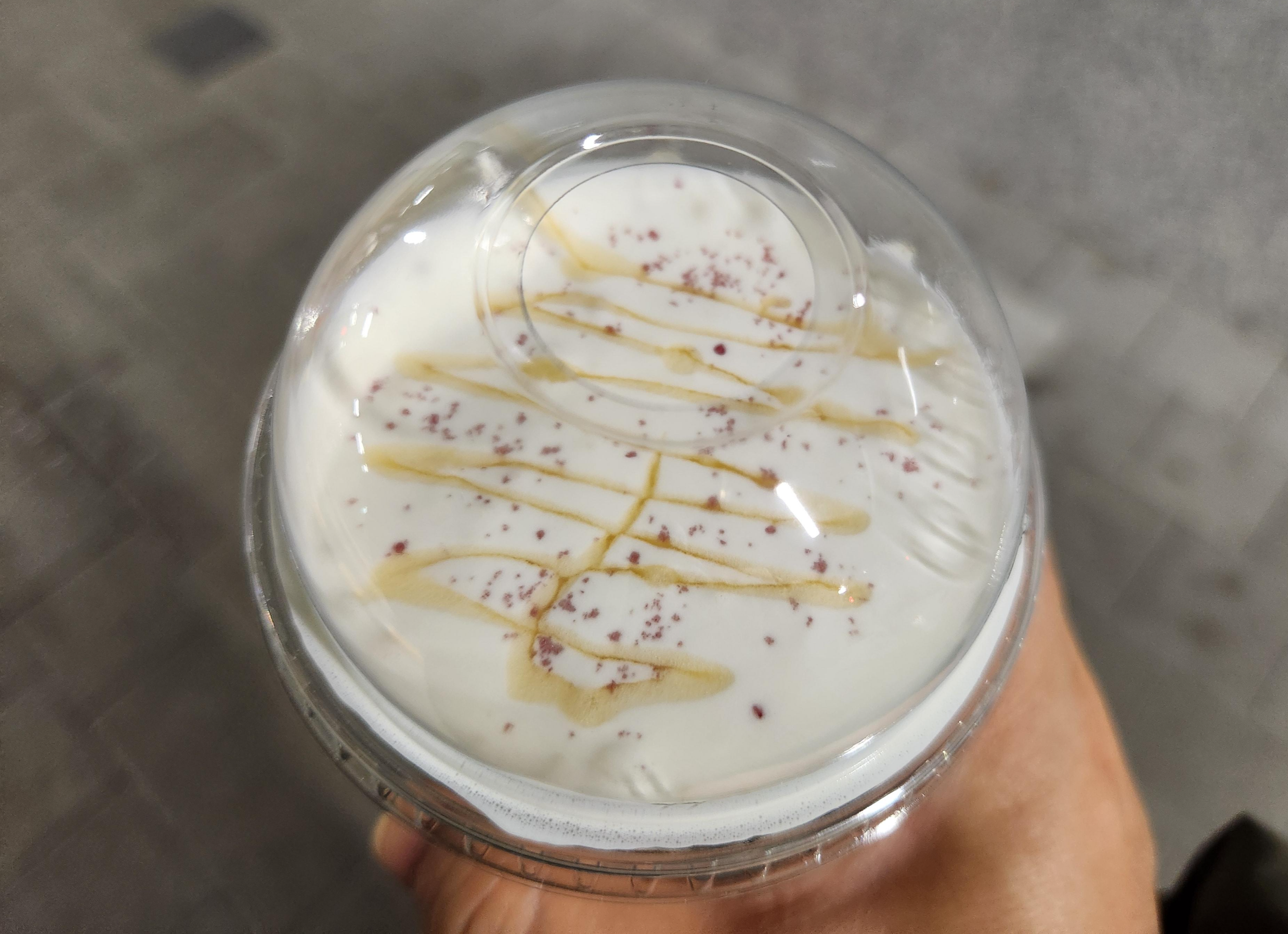 솔티드밀크카라멜-크림-솔트-카라멜시럽