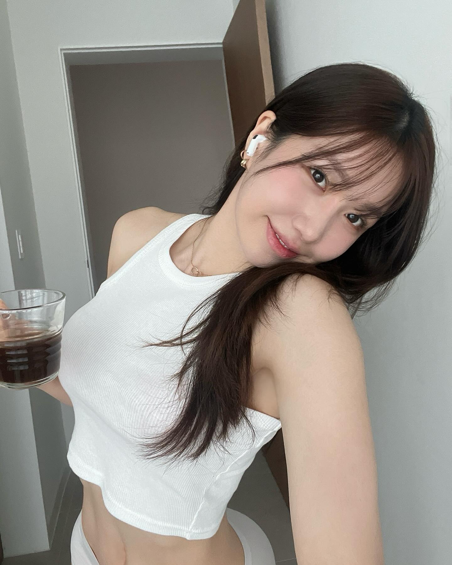  피트니스모델 나나윤