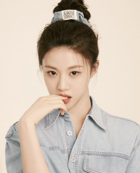  무빙 고윤정 프로필/나이/키/학력/인스타/팬카페
