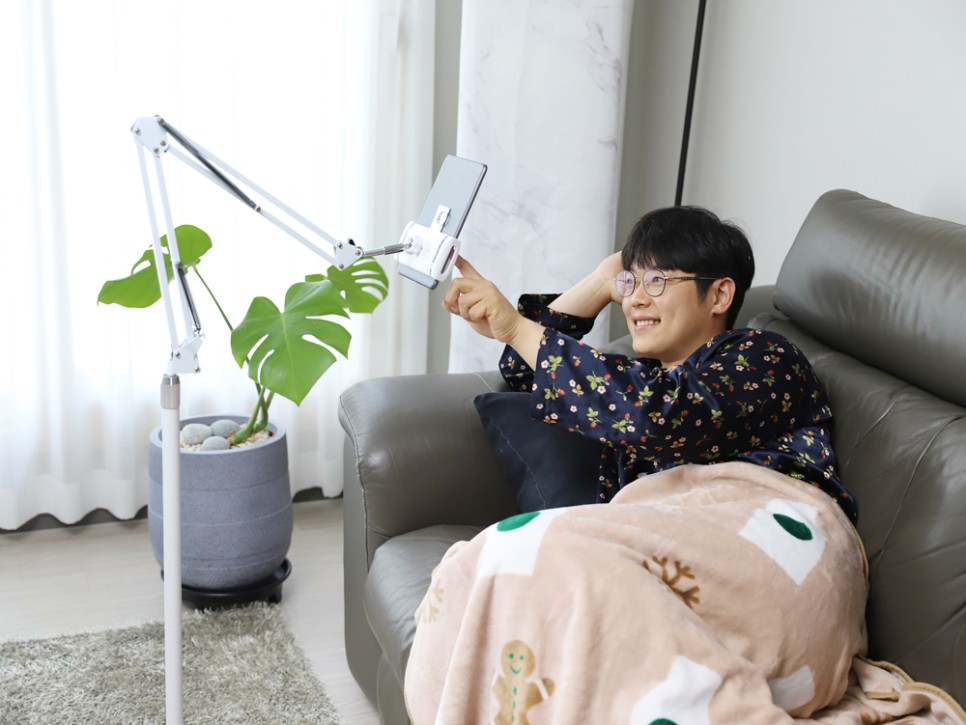 아이패드 거치대 침대 태블릿 거치대 14