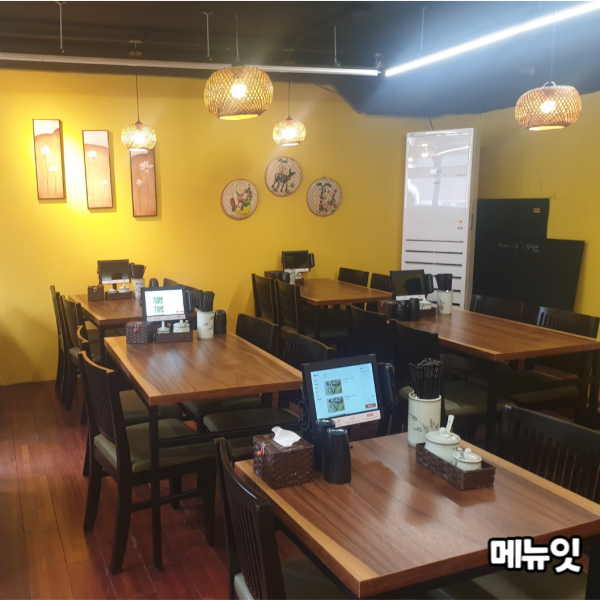  PHO XUA 쌀국수집 테이블오더 메뉴잇 설치 사례