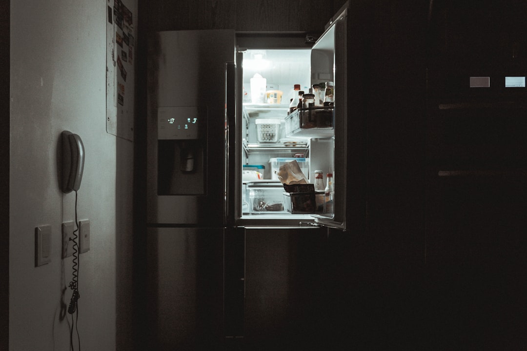 Refrigerator