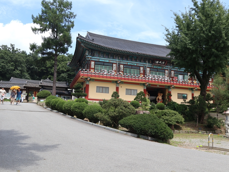 봉선사-경내입구