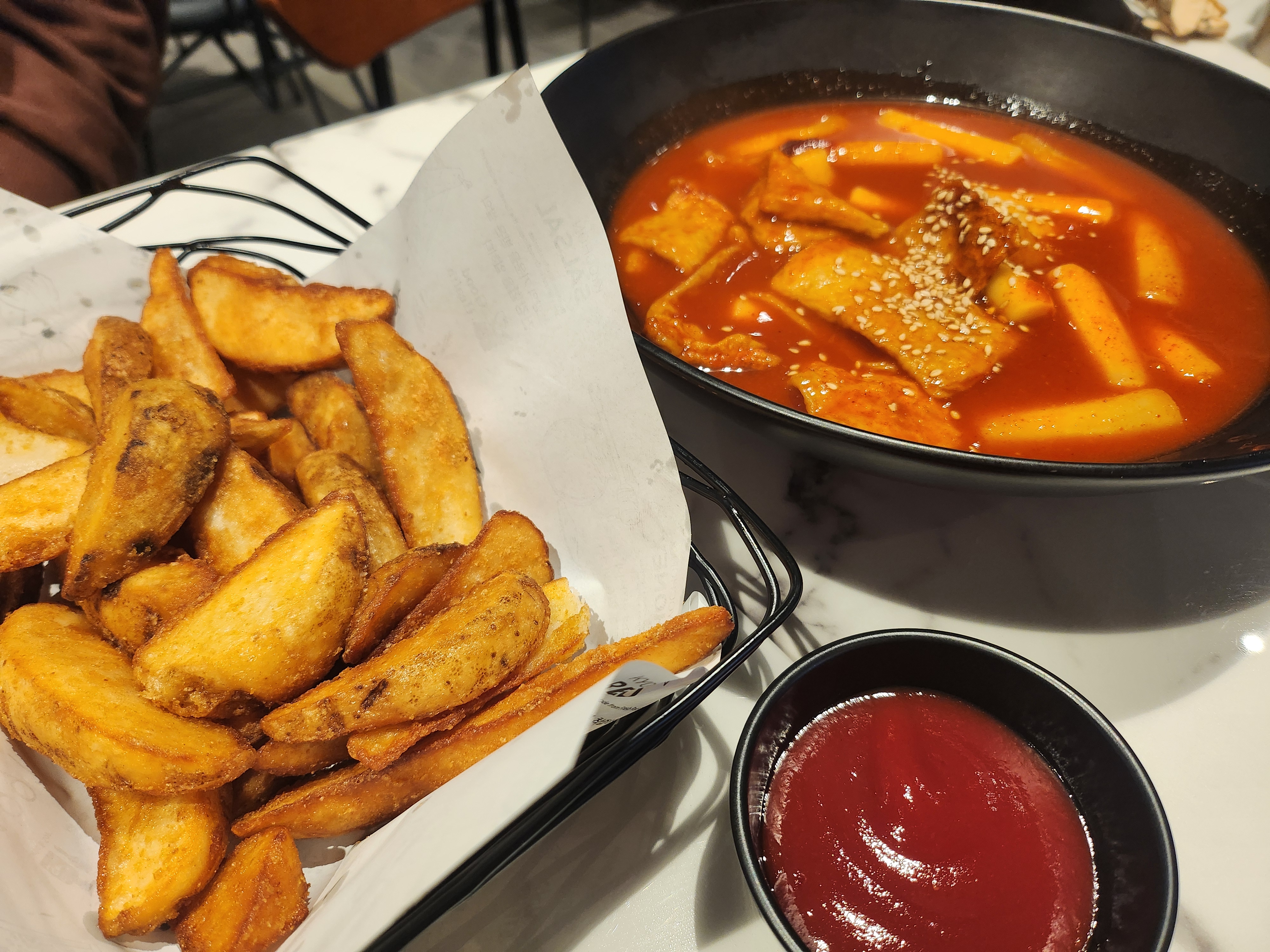 교촌치킨서초 이미지