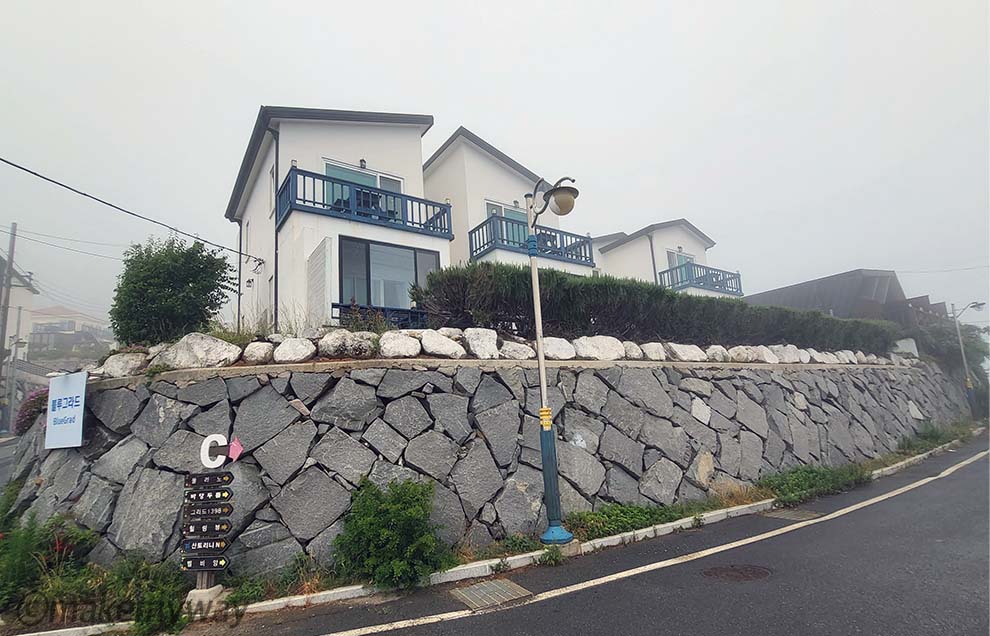 남해 오션뷰 블루그라드 펜션 외관