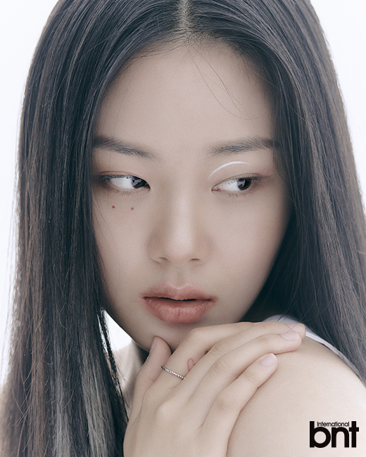  비비 "줄 듯 말 듯 한 느낌이 '나쁜X이라는 생각에 앨범 제작" (화보)