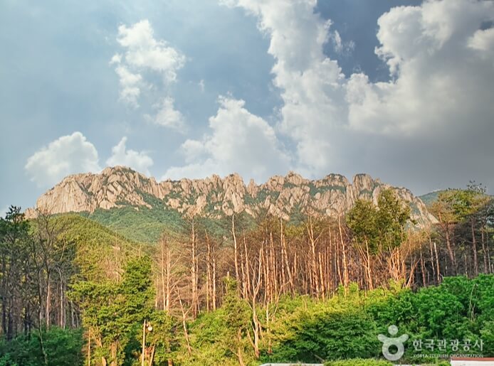 설악산 울산바위 등산 코스 난이도 및 소요시간 설악산 울산바위 등산 코스 난이도 및 소요시간