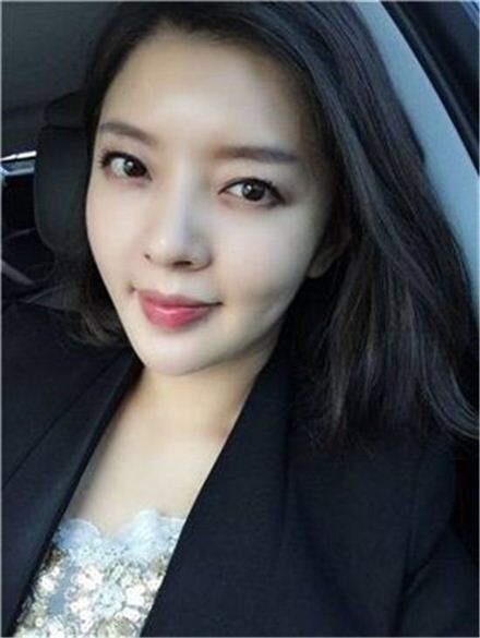  강용석 전의원과 스캔들이 난 2000년 미스코리아 도도맘 김미나