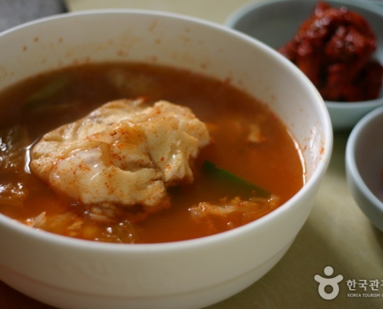 강원 삼척 곰칫국 대박 맛집, 바다횟집