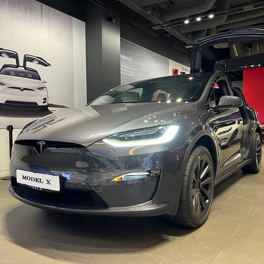 TESLA-MODEL-X-전면2