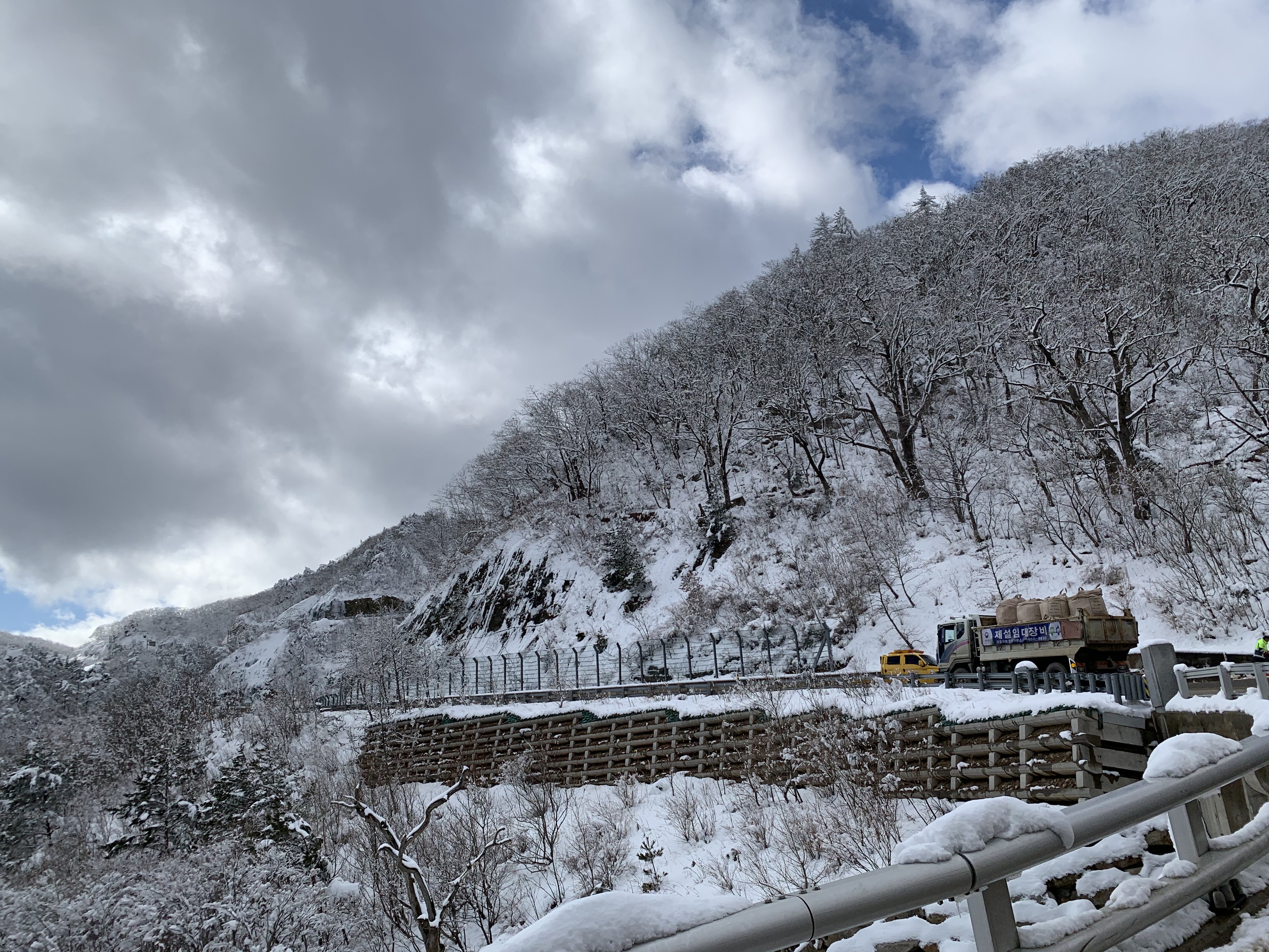  설경을 보고 싶다면 설악산 한계령으로