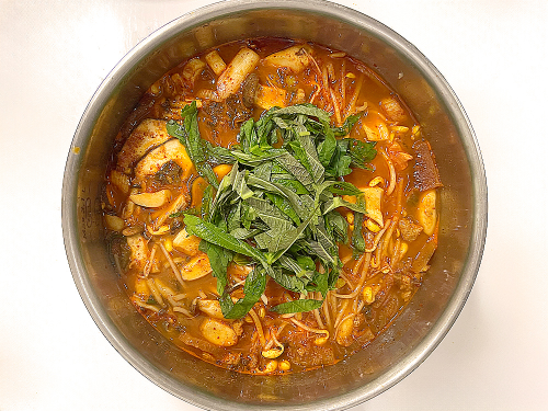 피코크 리북방 순대전골 완성된 모습!